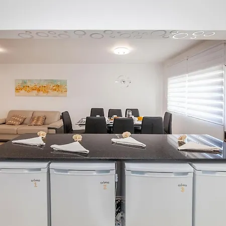 M - Martin & Tomas Guest house
